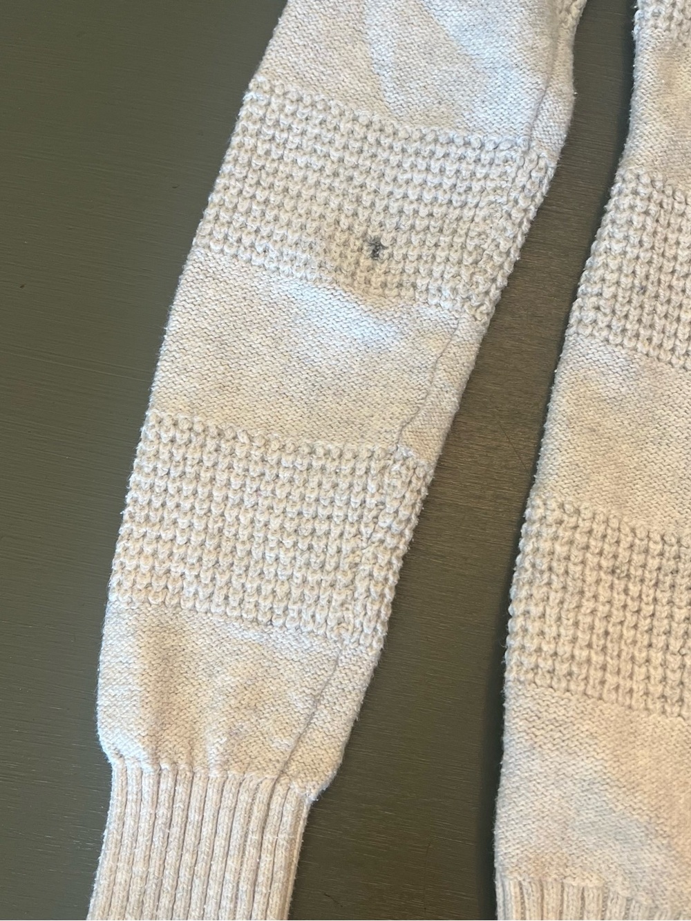 Old Navy Women’s light blue Textured Crewneck Sweater - Picture 5 of 5